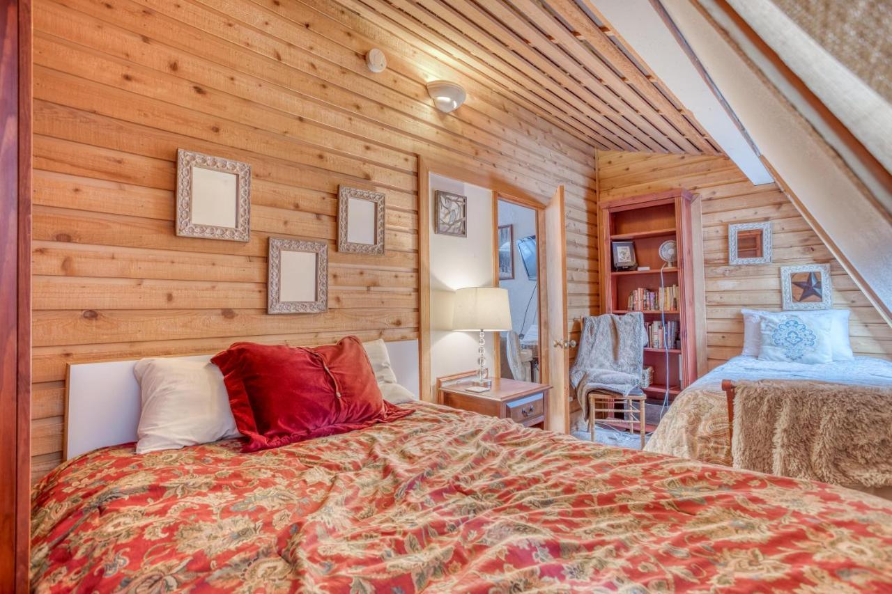 Cedar Cove Lodge Сънривър Екстериор снимка